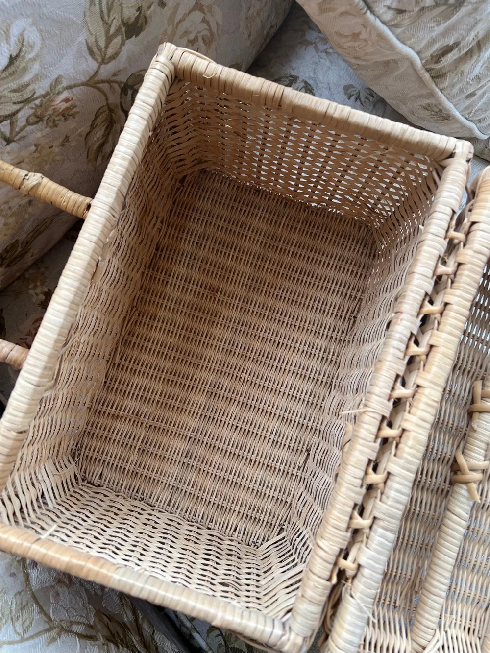 Picnic Basket - Picture 9 of 10